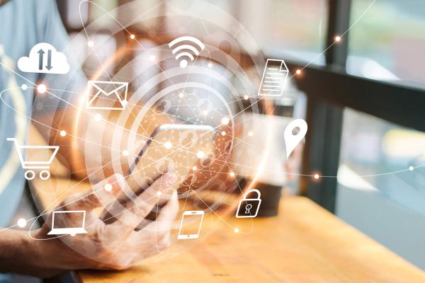 evocation of platforms available on a mobile phone